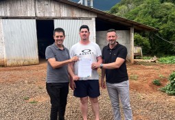 Prefeitura investe mais de R$ 209 mil em incentivos a produtores rurais e comércios de Charrua